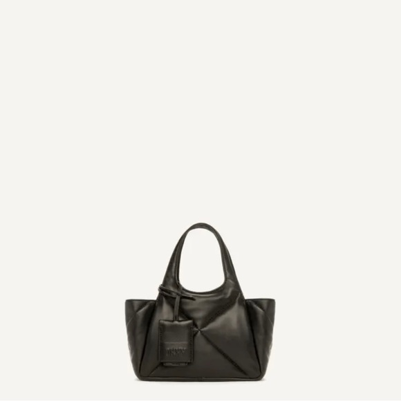 DKNY super soft leather quilted back - Picture 2 of 6